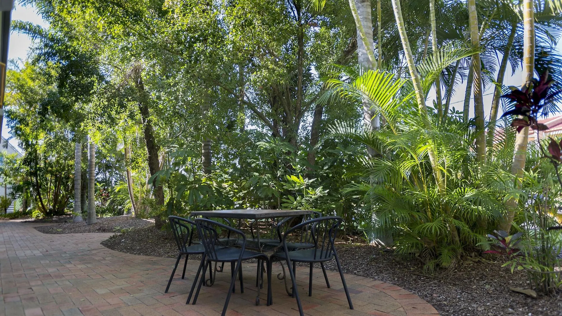 The Beach Motel Hervey Bay